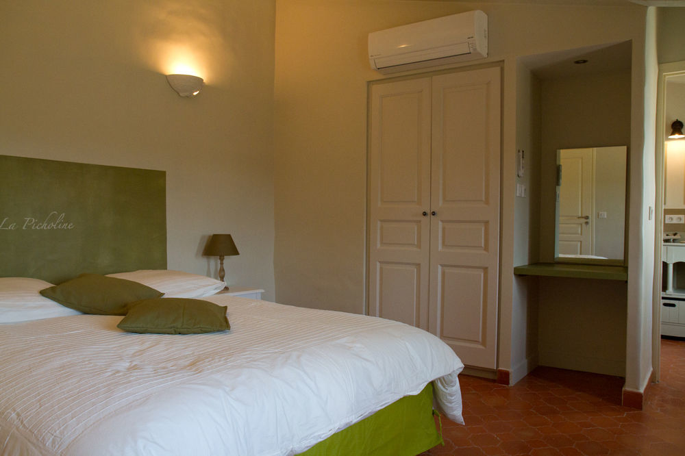 Domaine De La Pomme Hotel Trets Buitenkant foto