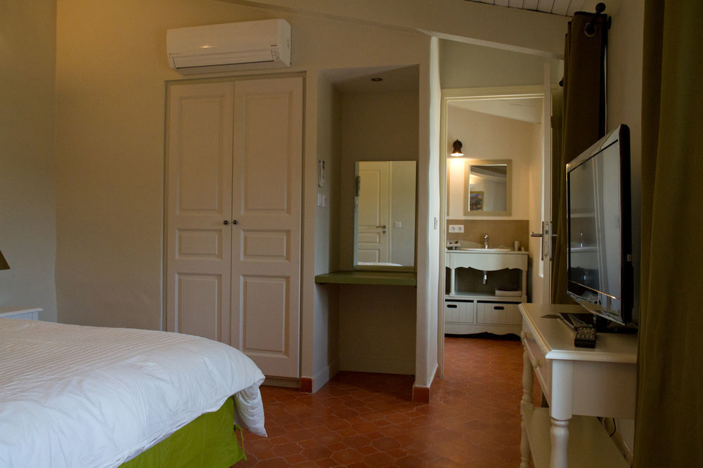 Domaine De La Pomme Hotel Trets Buitenkant foto