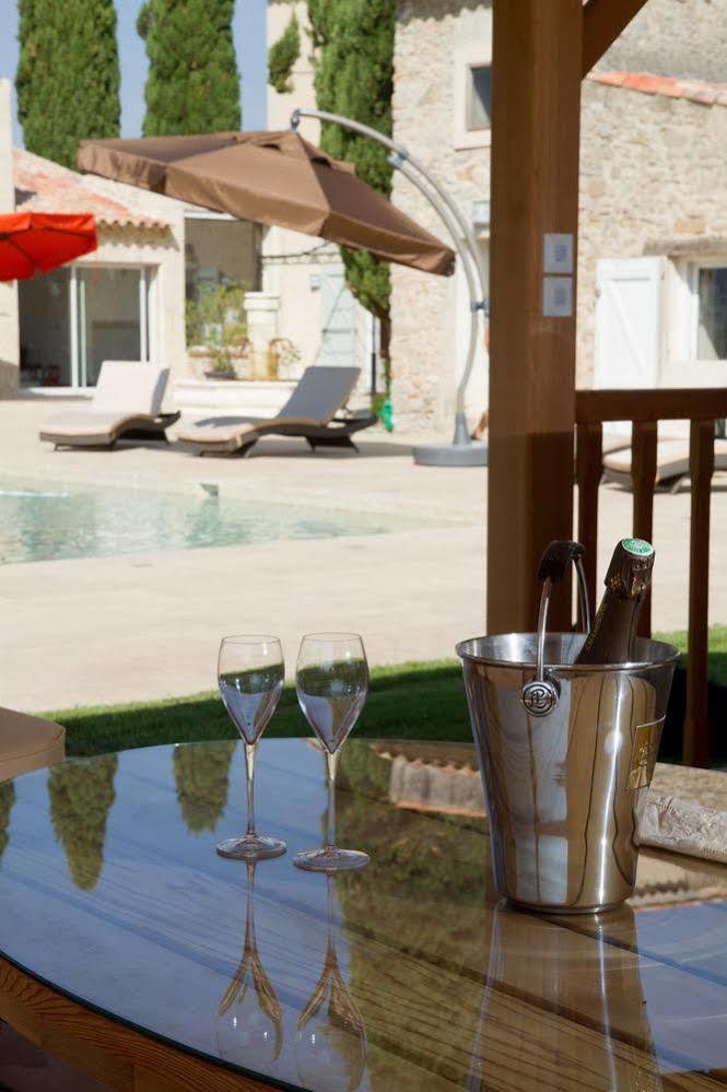Domaine De La Pomme Hotel Trets Buitenkant foto