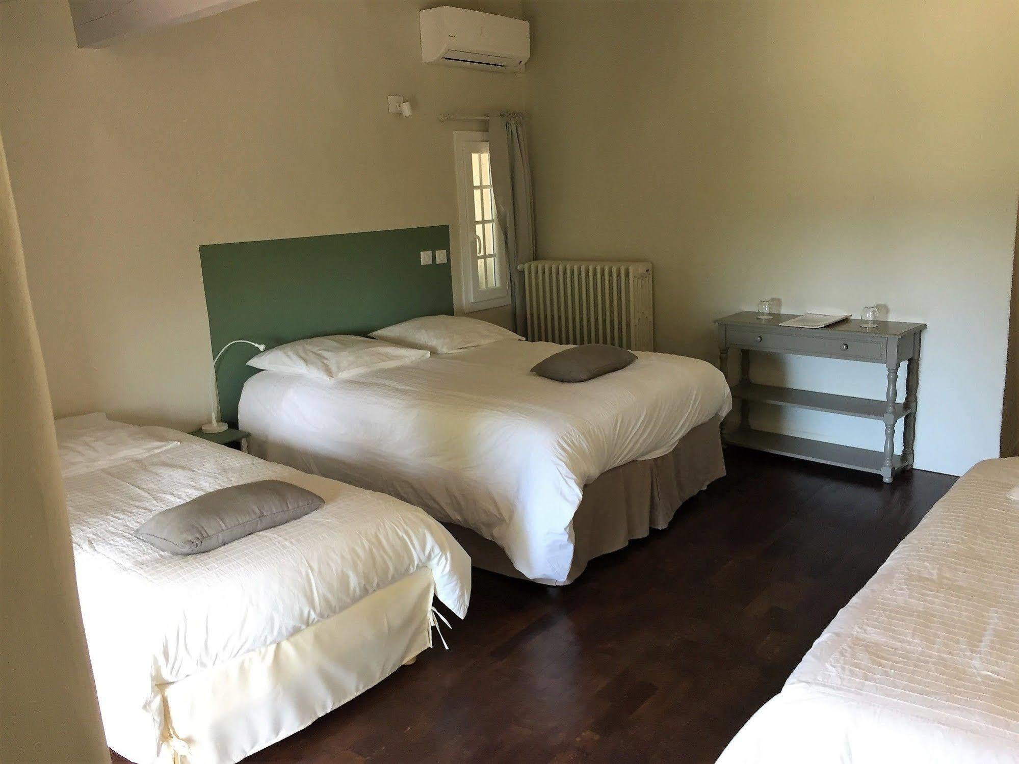 Domaine De La Pomme Hotel Trets Buitenkant foto