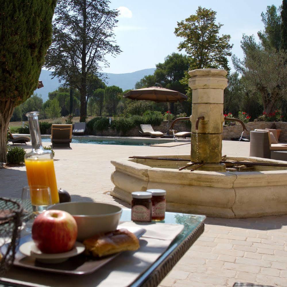 Domaine De La Pomme Hotel Trets Buitenkant foto